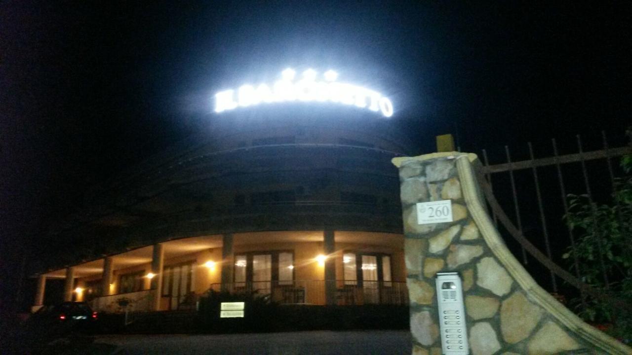 Il Baronetto 3*